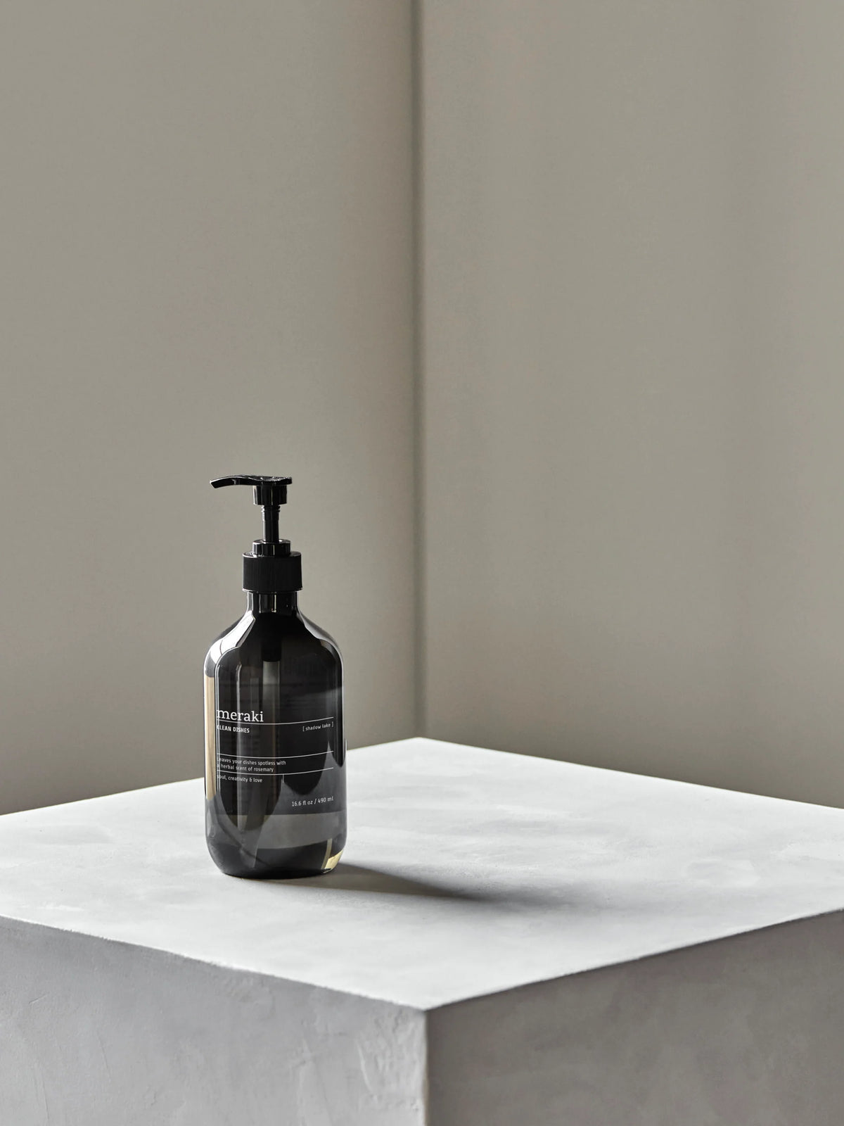 Meraki Spülmittel Shadow Lake (Mandarine, Rosmarin & Moschus) 490 ml