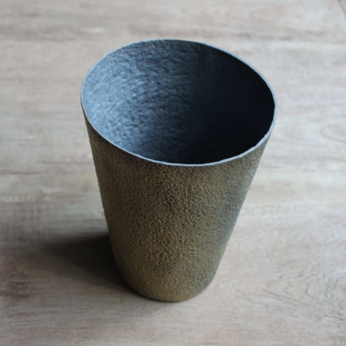 MONPAS, Bronzevase Hanbel