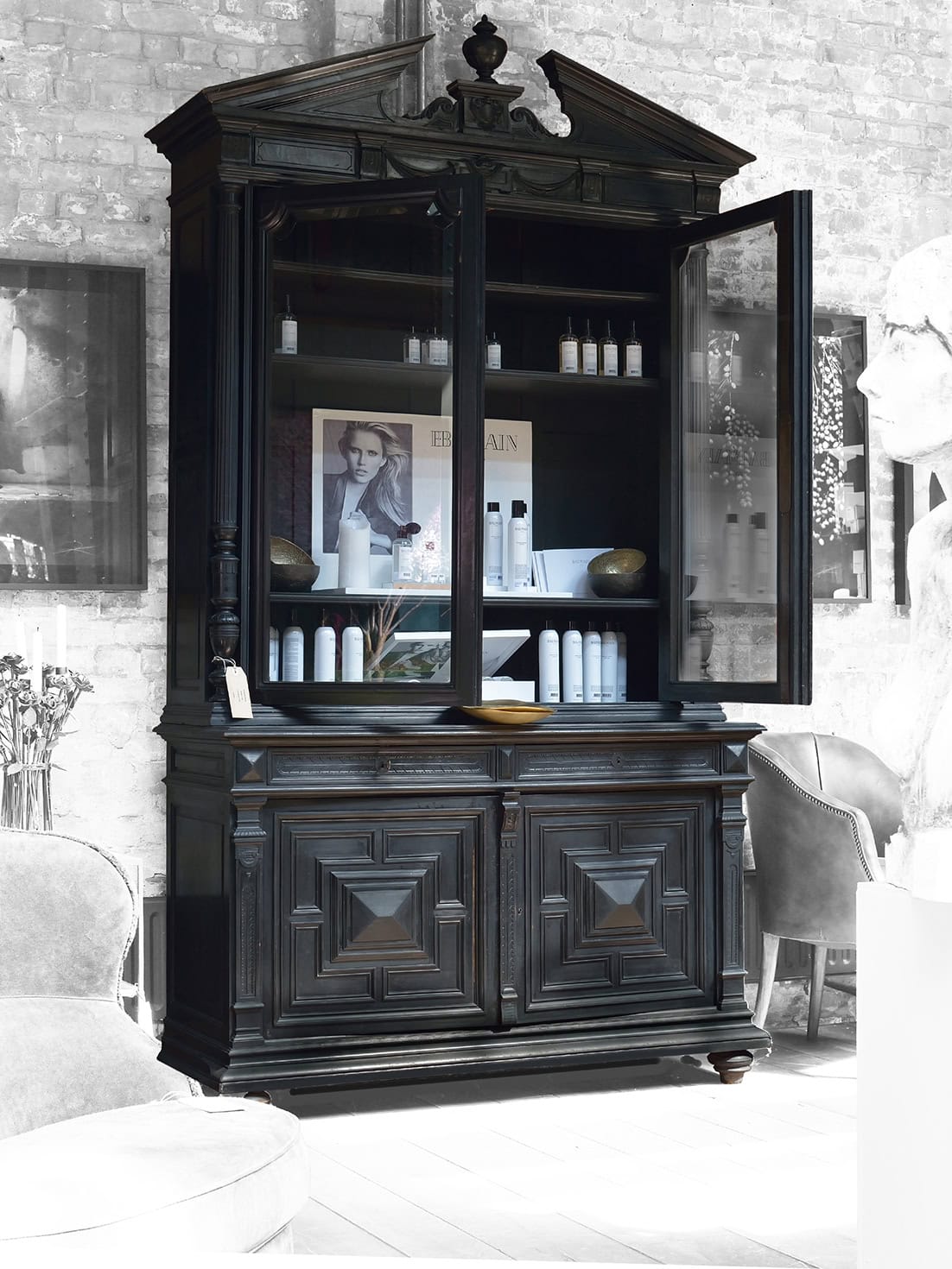 VINTAGE , Schrank Paris